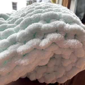 Chunky Knit Handmade Baby Blanket. New!